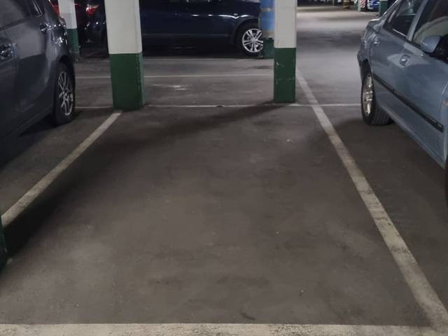 Garaje en Alquiler en Calle de Berrocal, 3 en Butarque