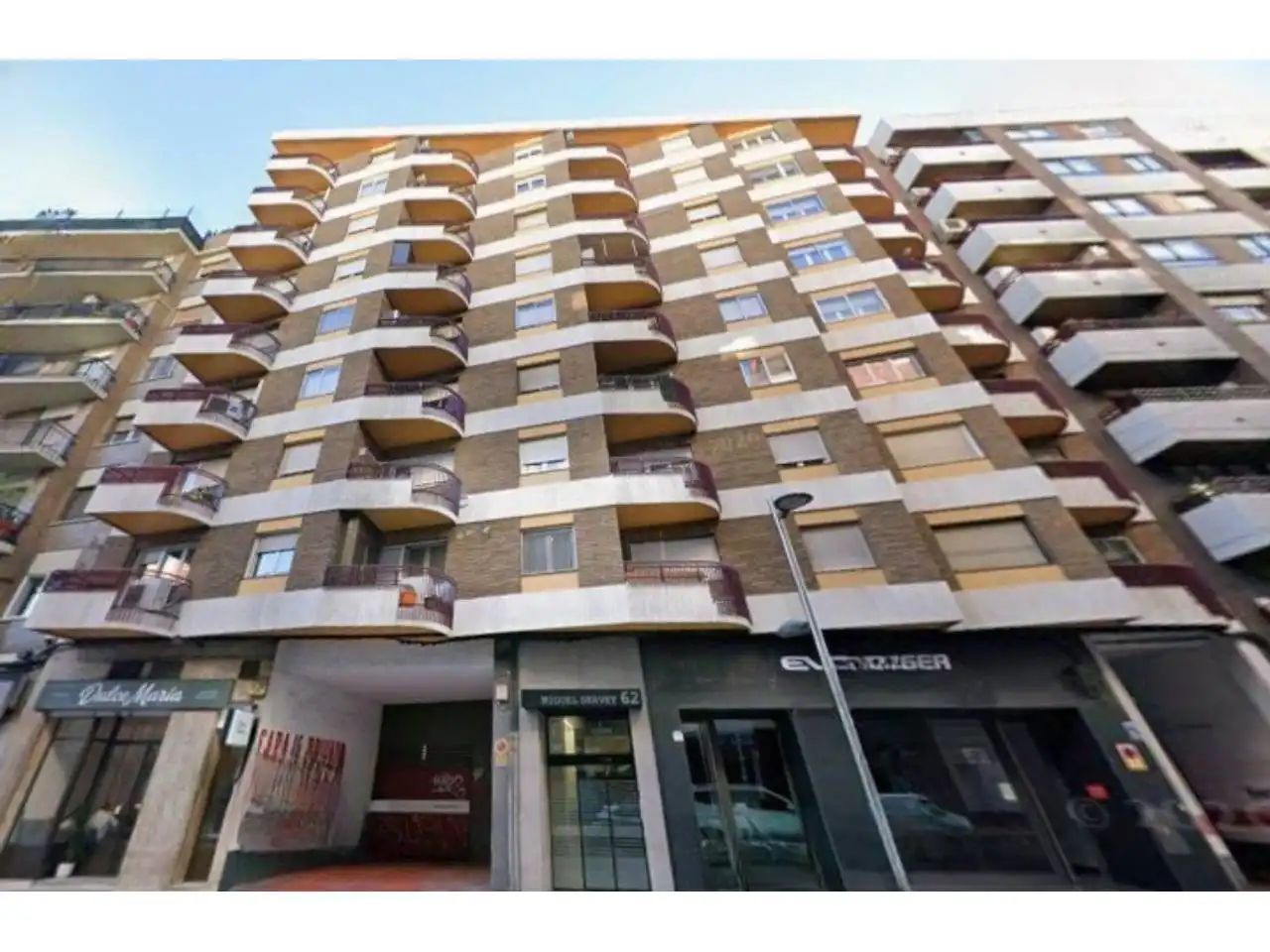 Vista exterior de Piso en venta en San José