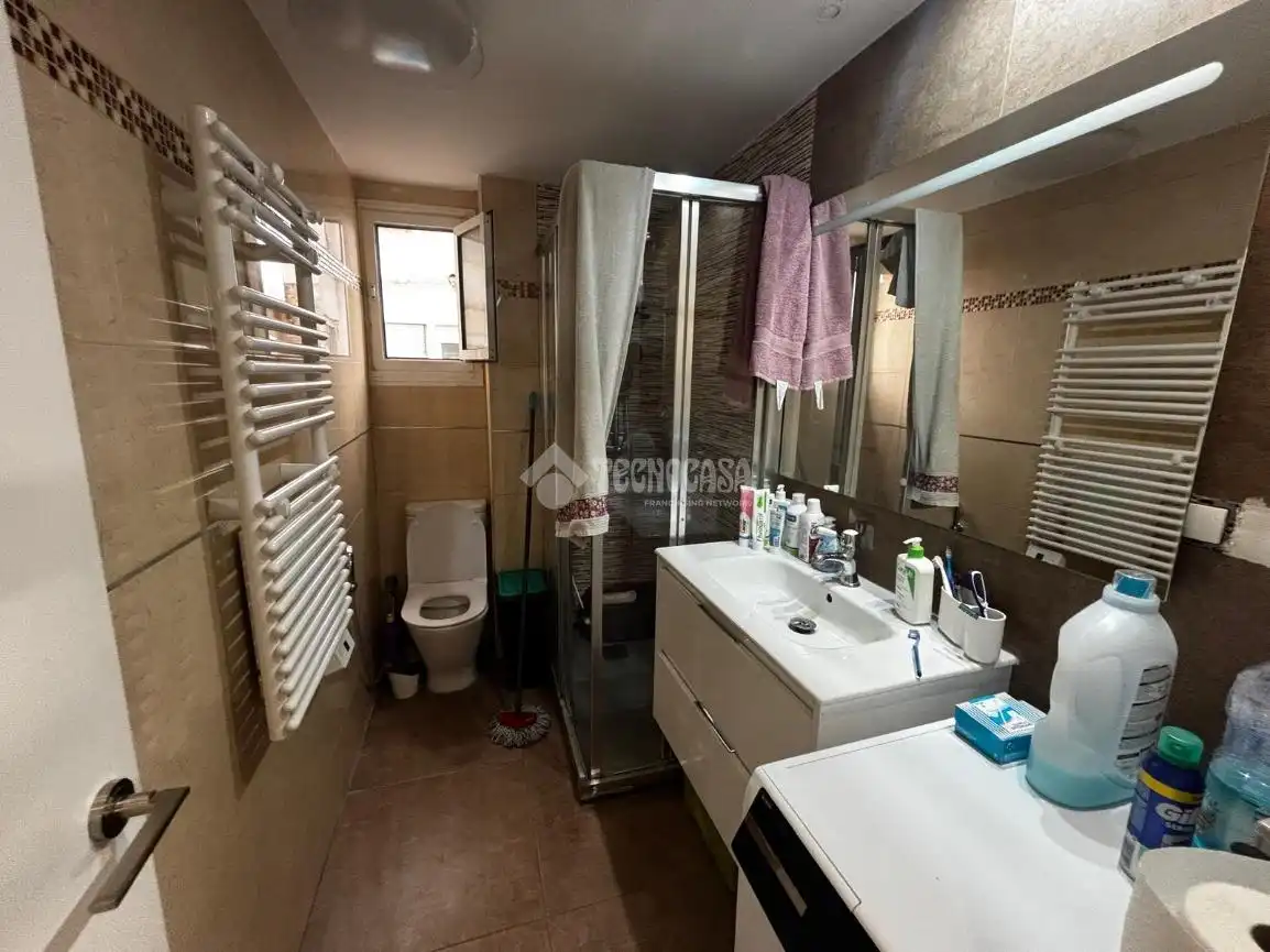 Baño de Piso en venta en Valencia con Aire acondicionado