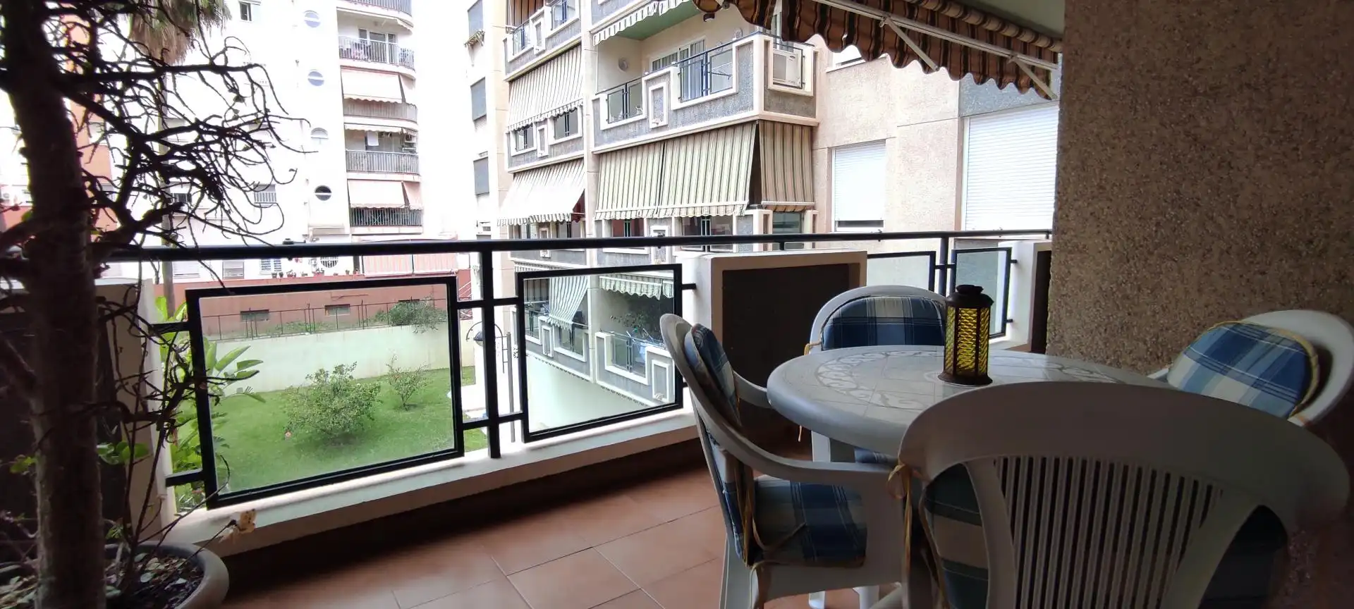 Terrasse von Wohnungen zur Miete in Málaga mit Privatgarten
