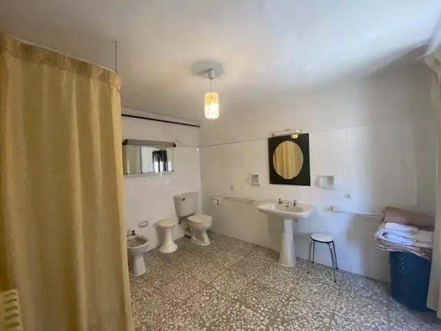 Bany de Casa o xalet en venda en Ajofrín amb Calefacció, Jardí privat i Traster