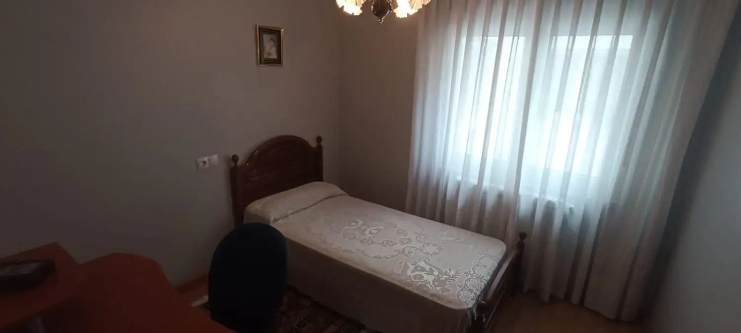 Habitación de Piso en venta en Gijón  con Calefacción