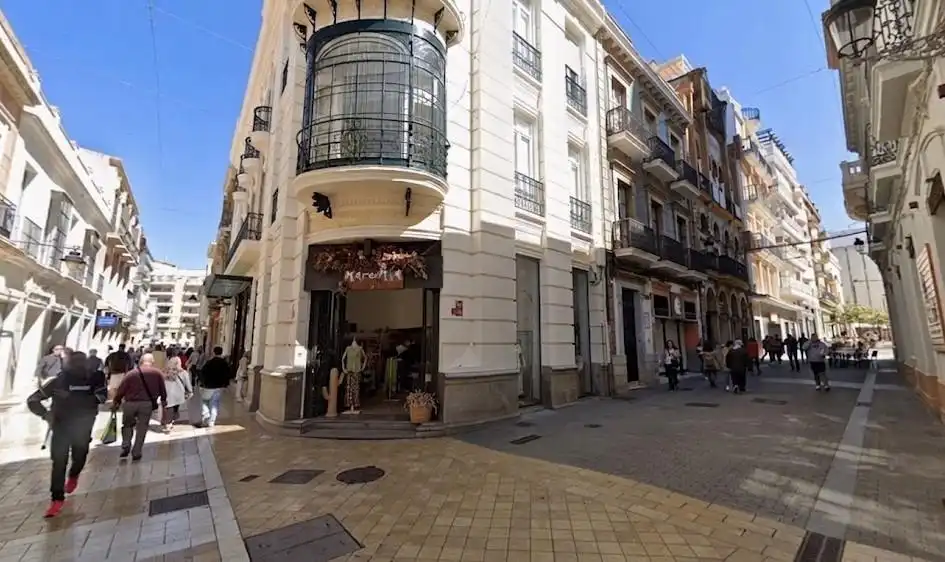 Exterior view of Attic for rent in Huelva