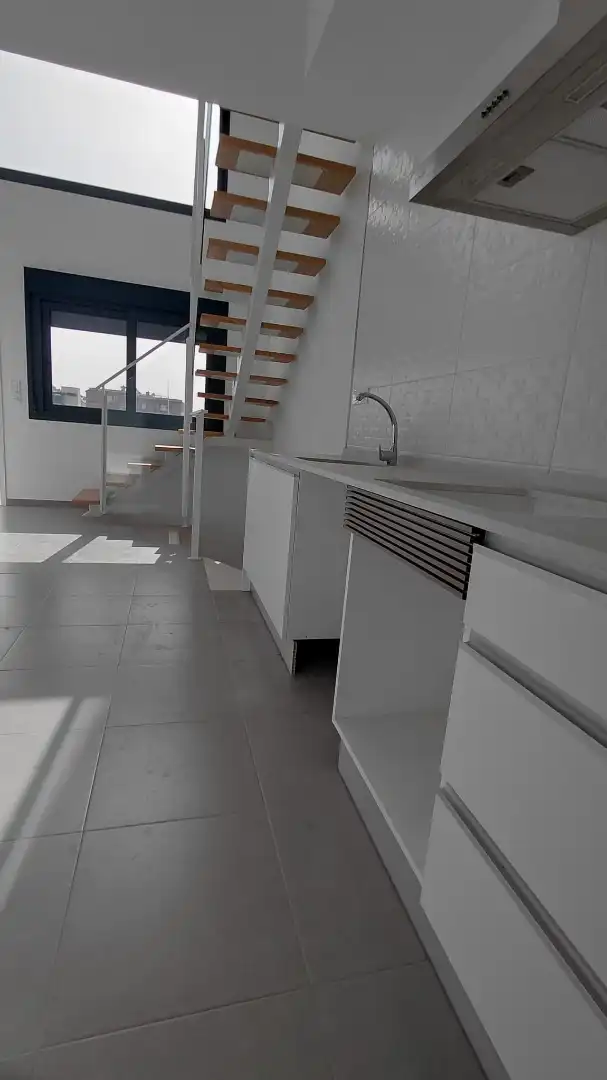 Casa bifamiliare con terrazza in vendita a Carrer de Xipre, imagen 5