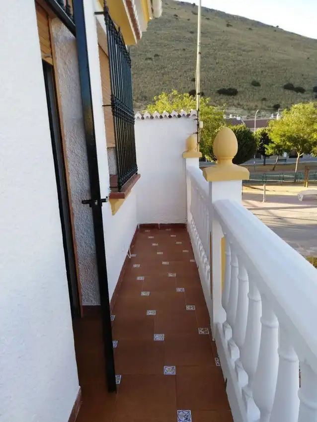 Einfamilien-Reihenhaus zum Verkauf in Cordoba, Archidona