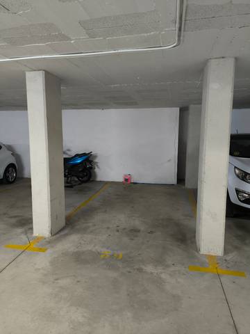 Garaje en Venta en Centre