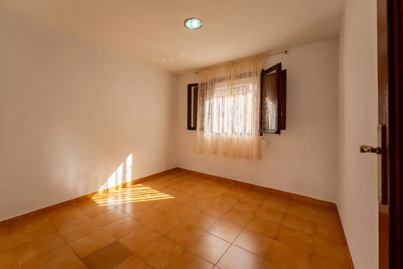 Bedroom of Houses for sale in Girona  with Air Conditioner, Heating and Terrace