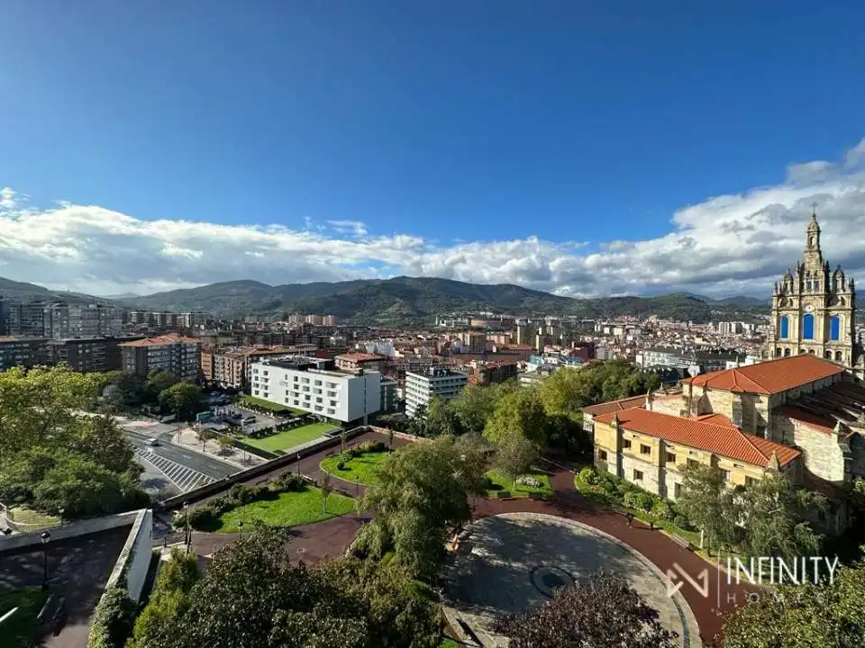 Dúplex en venta en Juan XXIII S S Plaza, Zurbaran