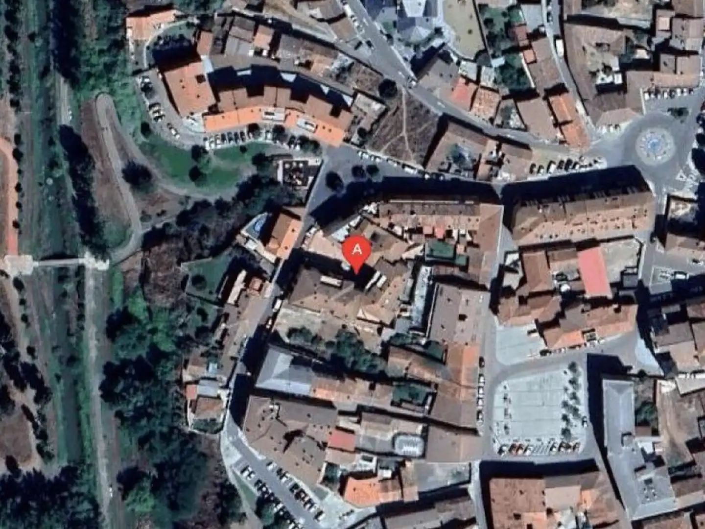 Außenansicht von Garage zum Verkauf in Valencia de Don Juan