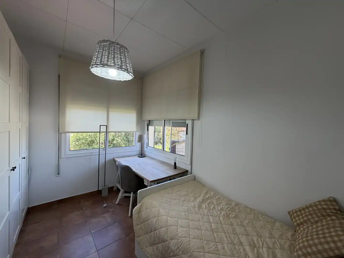 Dormitori de Apartament de lloguer en Sant Cugat del Vallès amb Aire condicionat, Jardí privat i Traster