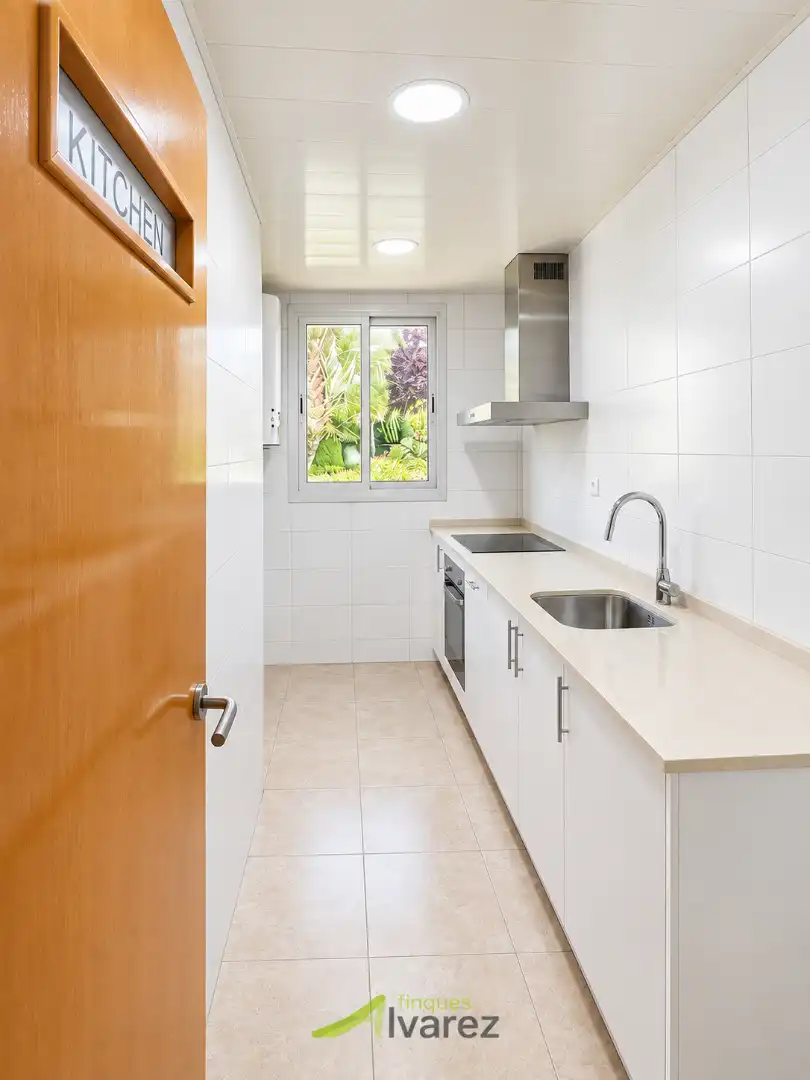 Piso con ascensor en venta en Avinguda de la Mediterrània