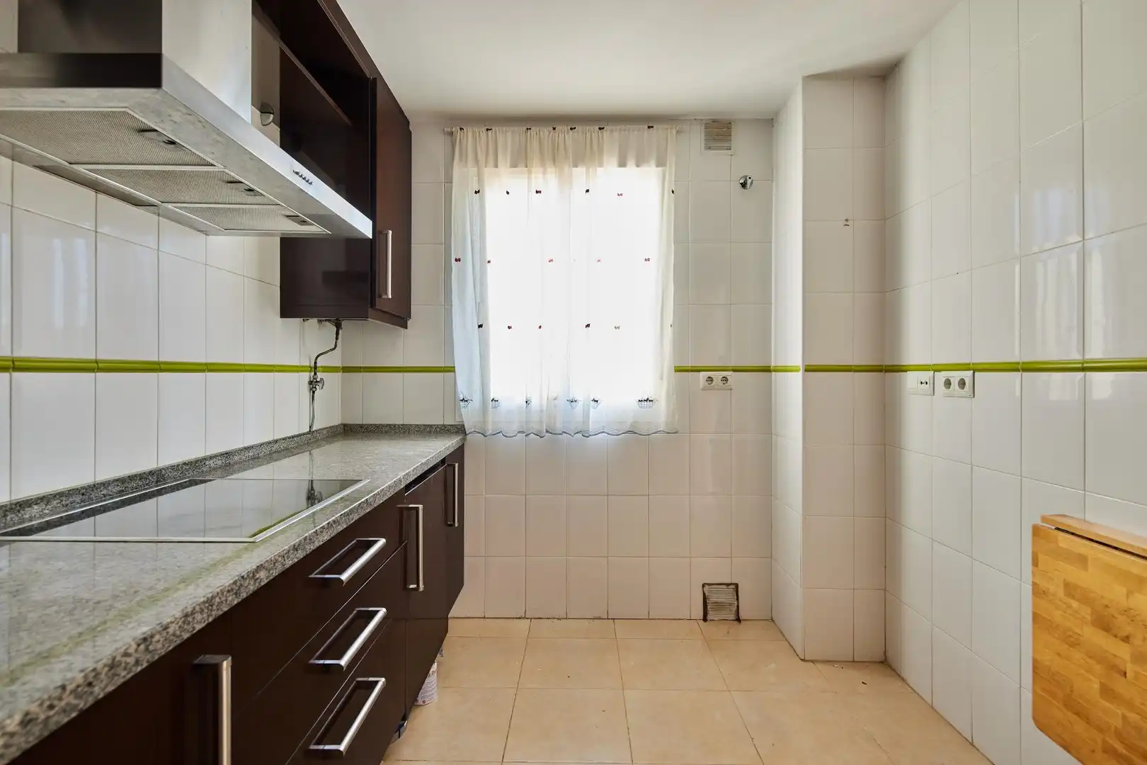 Cocina de Casa adosada en venta en Medina Sidonia con Terraza, Balcón y Alarma
