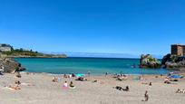 Außenansicht von Dachboden zum verkauf in Castro-Urdiales mit Terrasse