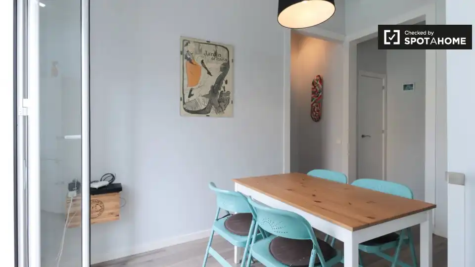 Appartement avec terrasse à louer à Eixample