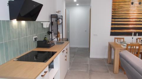 Foto 4 de Estudio de alquiler en Carrer de Londres, Llefià, Barcelona
