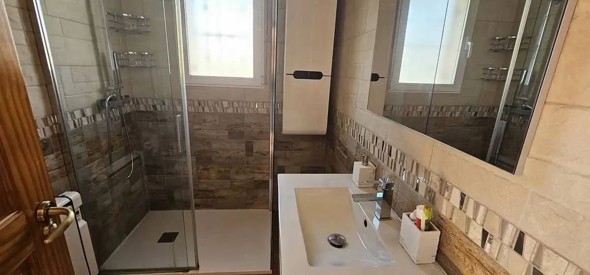 Bany de Casa o xalet en venda en Orihuela amb Aire condicionat, Calefacció i Terrassa