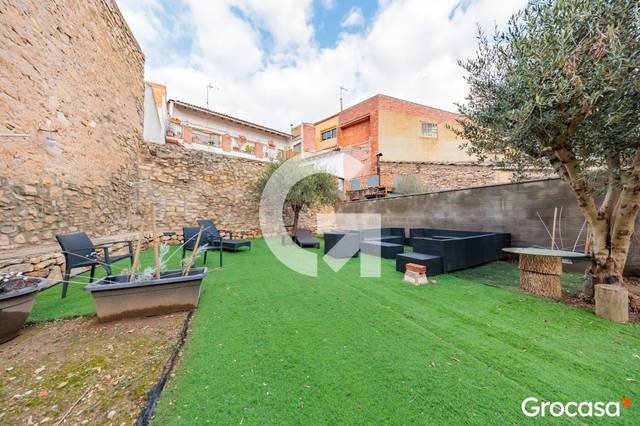 Casa-chalet en Venta en CL ANSELM CLAVE en Vimbodí i Poblet