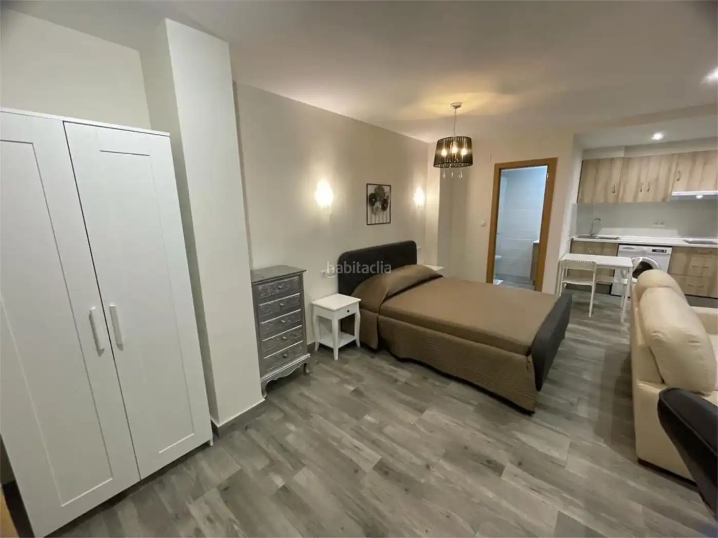 Loft amb ascensor de lloguer a Carrer de Jesús 81, imagen 3