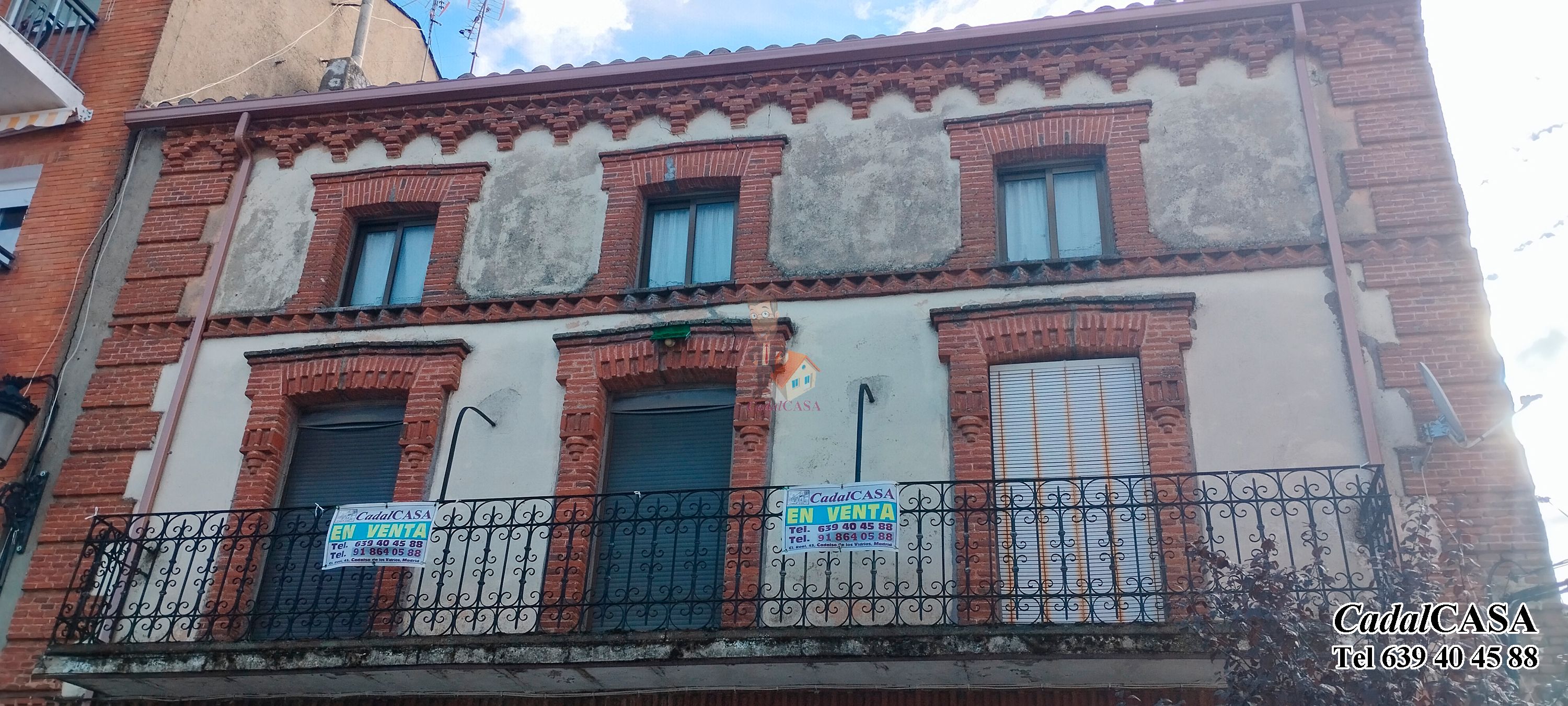 Vista exterior de Casa o xalet en venda en Cadalso de los Vidrios amb Terrassa, Moblat i Forn