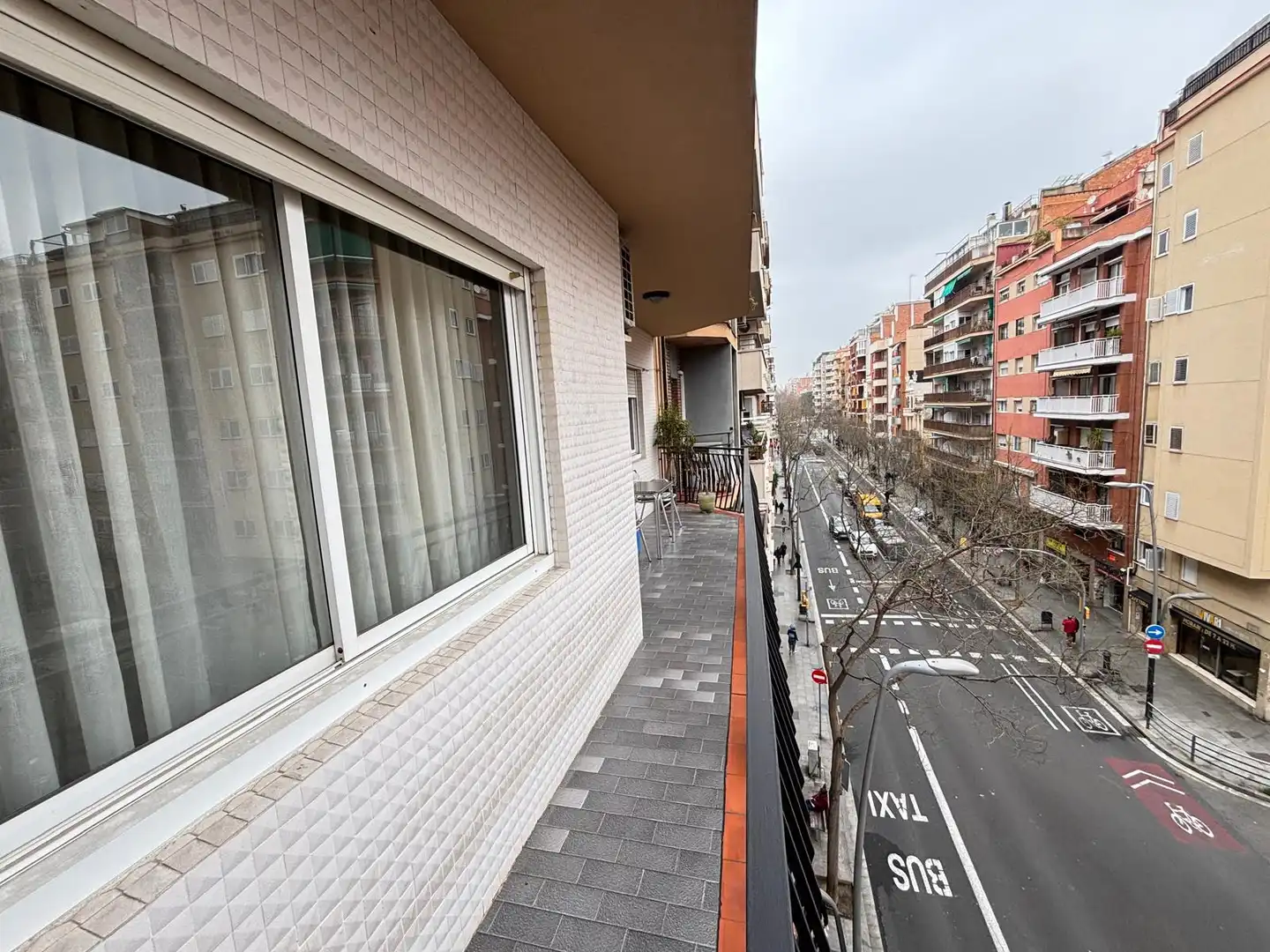 Pis amb terrassa en venda a Carrer de Sants, imagen 4