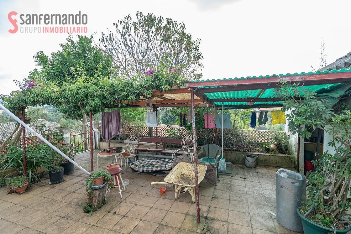 Terrassa de Casa o xalet en venda en Torrelavega  amb Jardí privat, Terrassa i Traster