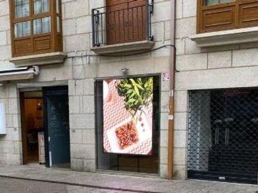 Local comercial en venta en Calle del Arzobispo Lago 14