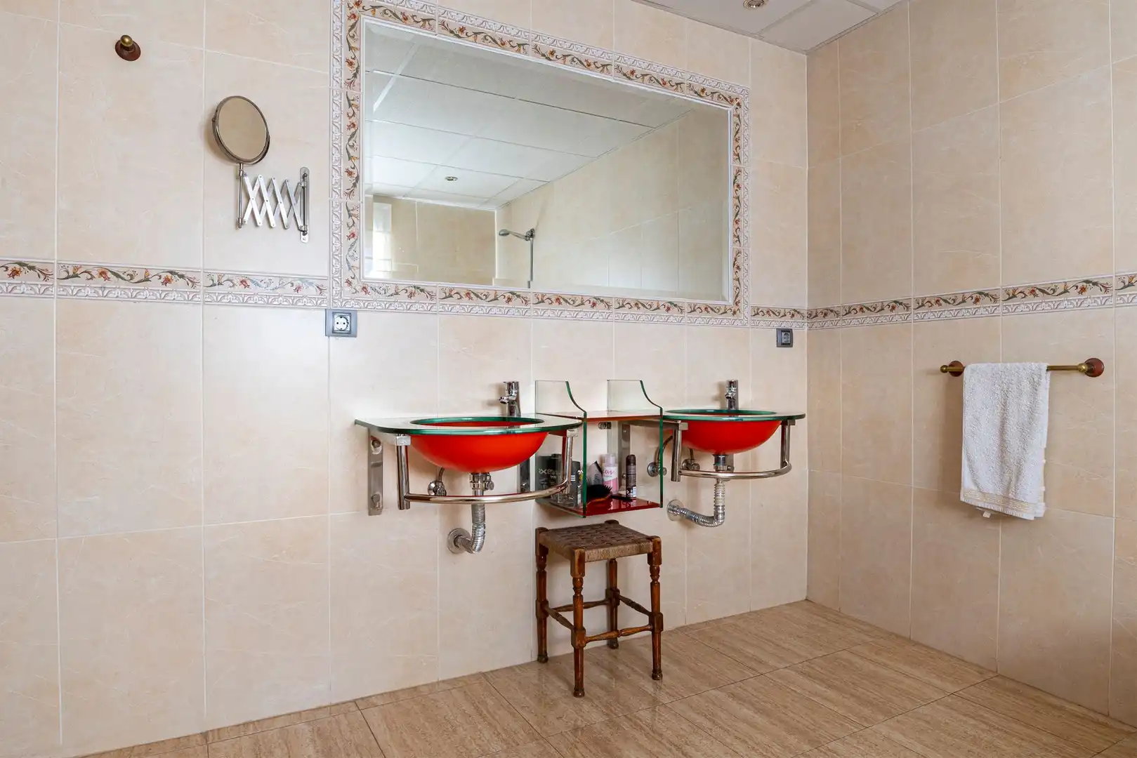 Bany de Casa o xalet en venda en La Guardia de Jaén amb Terrassa