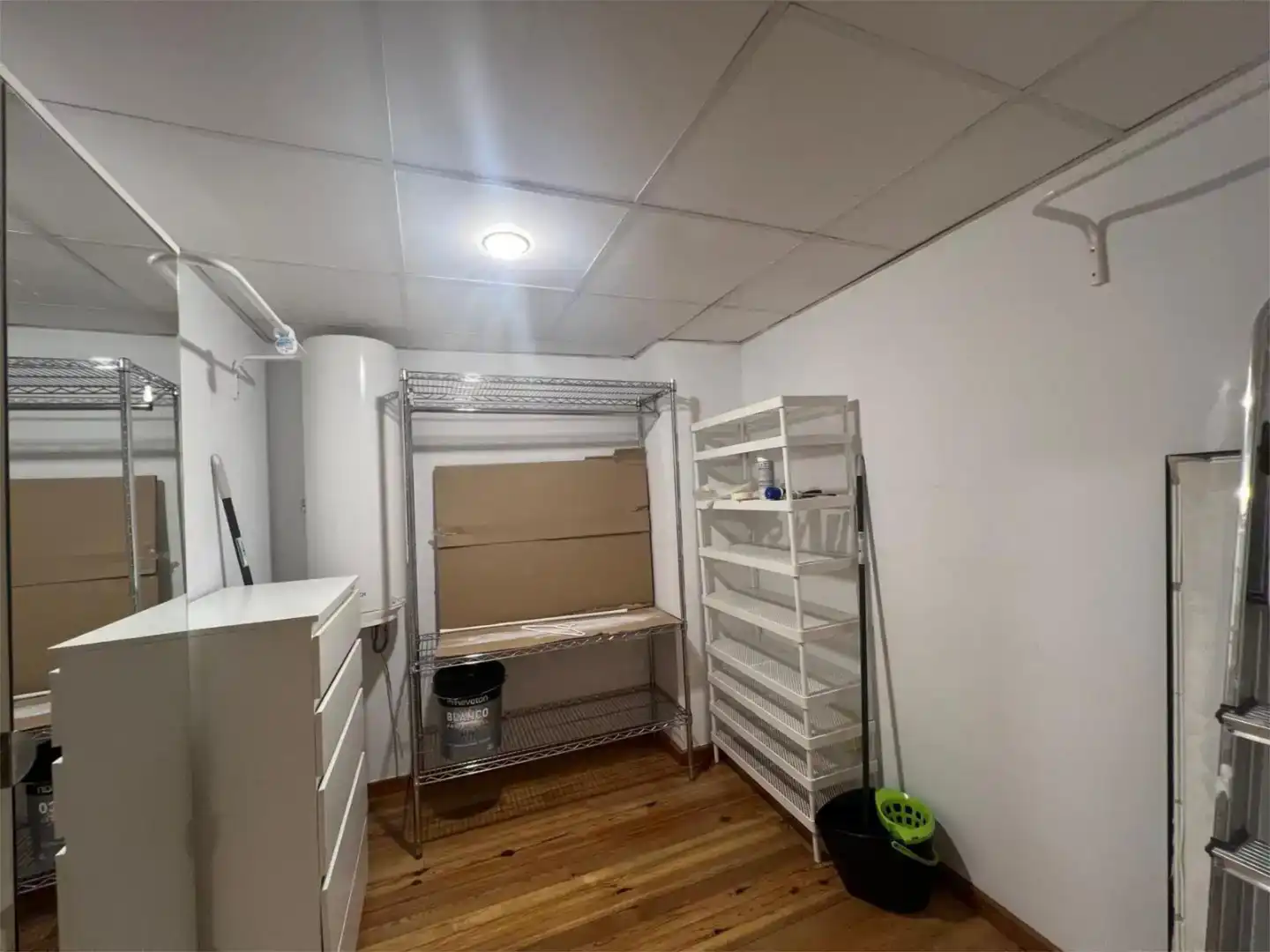 Wohnung zur Miete in  Valencia Capital mit Klimaanlage und Balkon