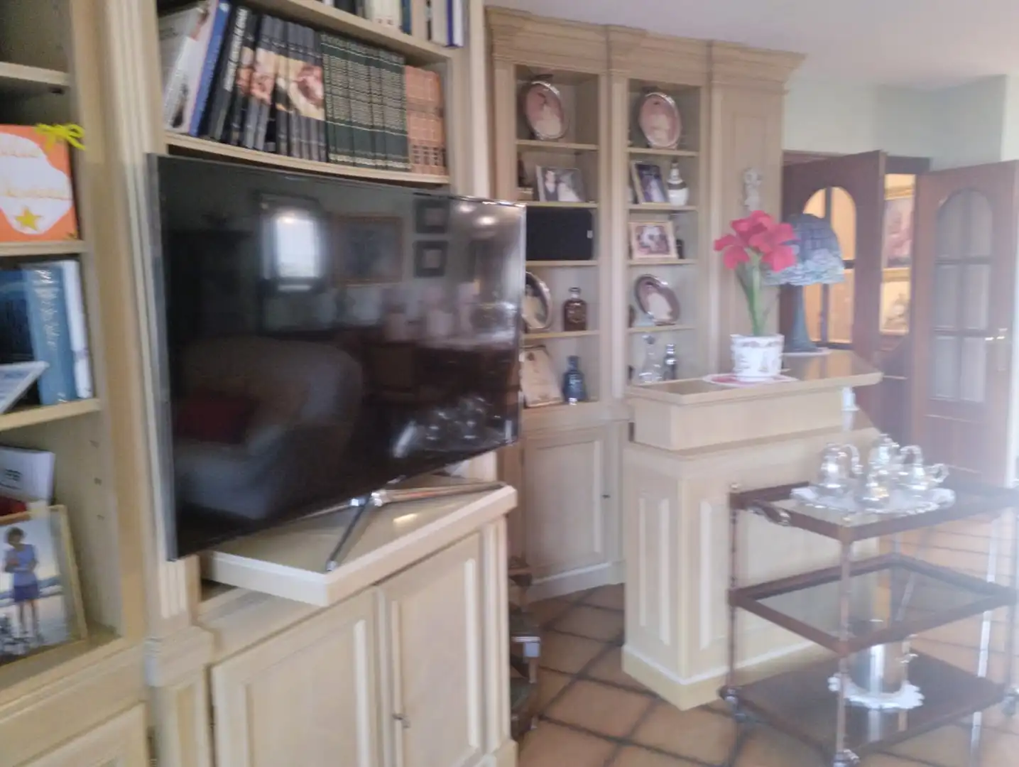 Sala de estar de Casa adosada en venta en Laredo con Calefacción, Jardín privado y Terraza