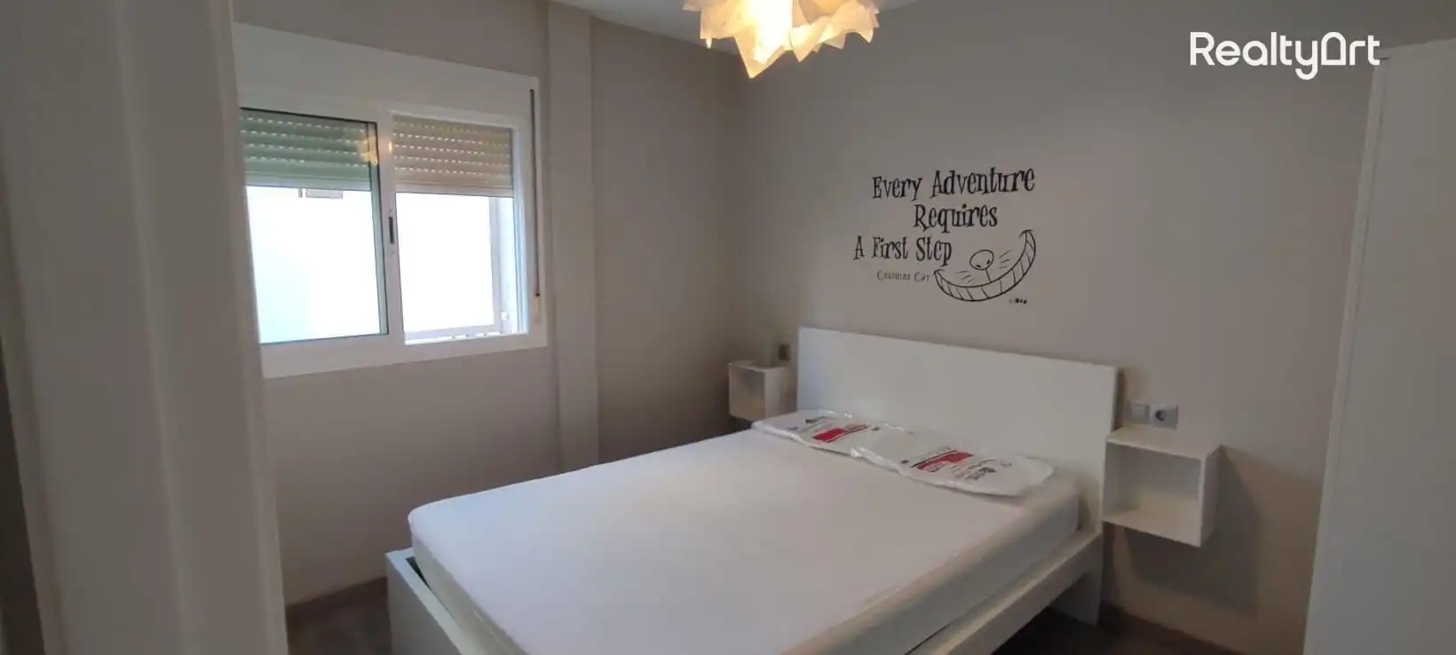 Bedroom of Flat for sale in Sevilla  with Air Conditioner, Heating and Terrace