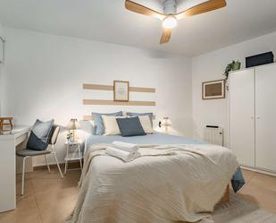 Bedroom of Flat to share in  Barcelona Capital  with Air Conditioner, Heating and Terrace