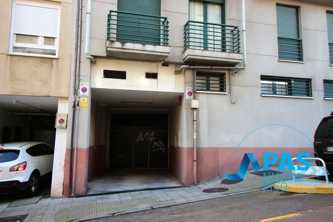 Flat for sale in Calle Justicia, Cuatro Caminos