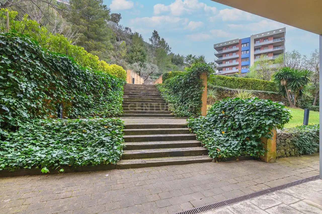 Vista exterior de Apartamento en venta en Molins de Rei con Aire acondicionado, Trastero y Balcón