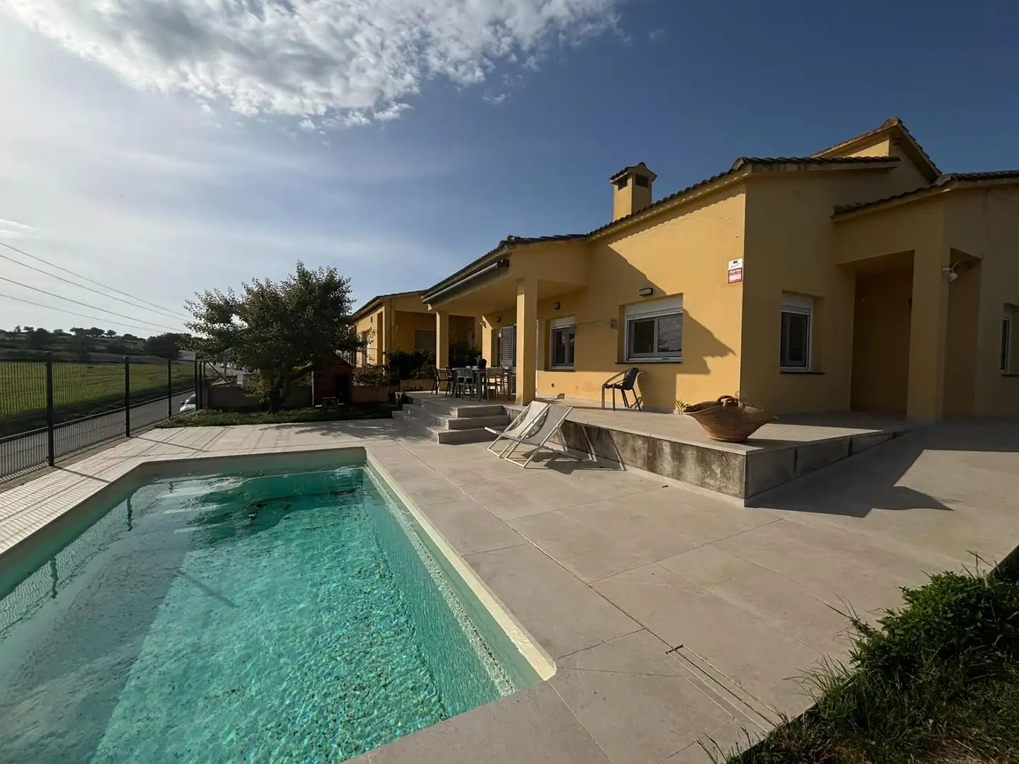 Chalet con piscina en venta en Bàscara