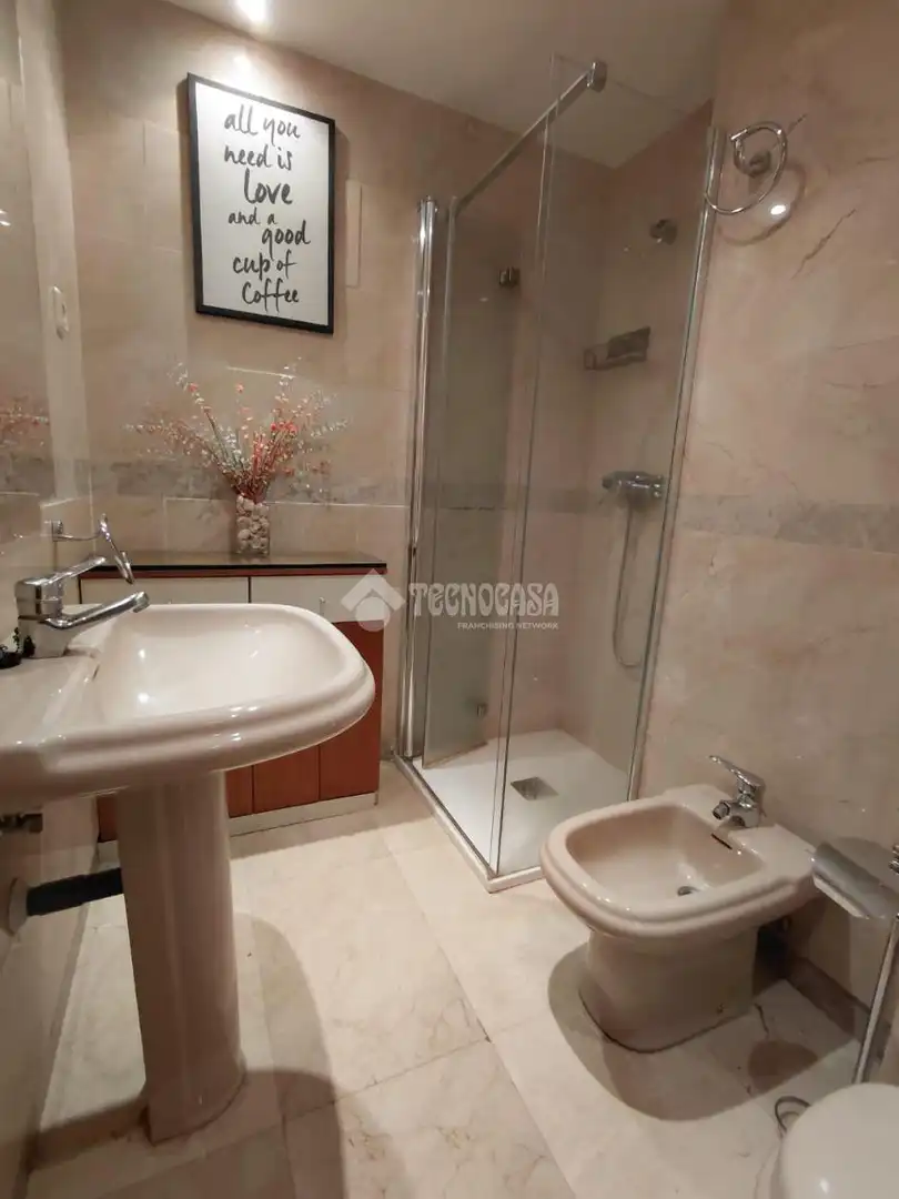 Baño de Piso en venta en Getafe con Calefacción