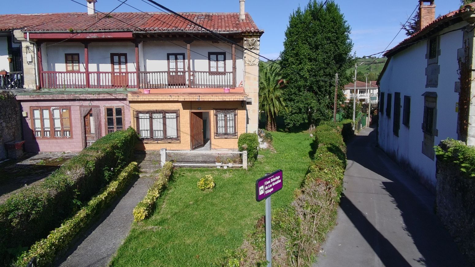 Exterior view of Single-family semi-detached for sale in Reocín  with Private garden and Balcony