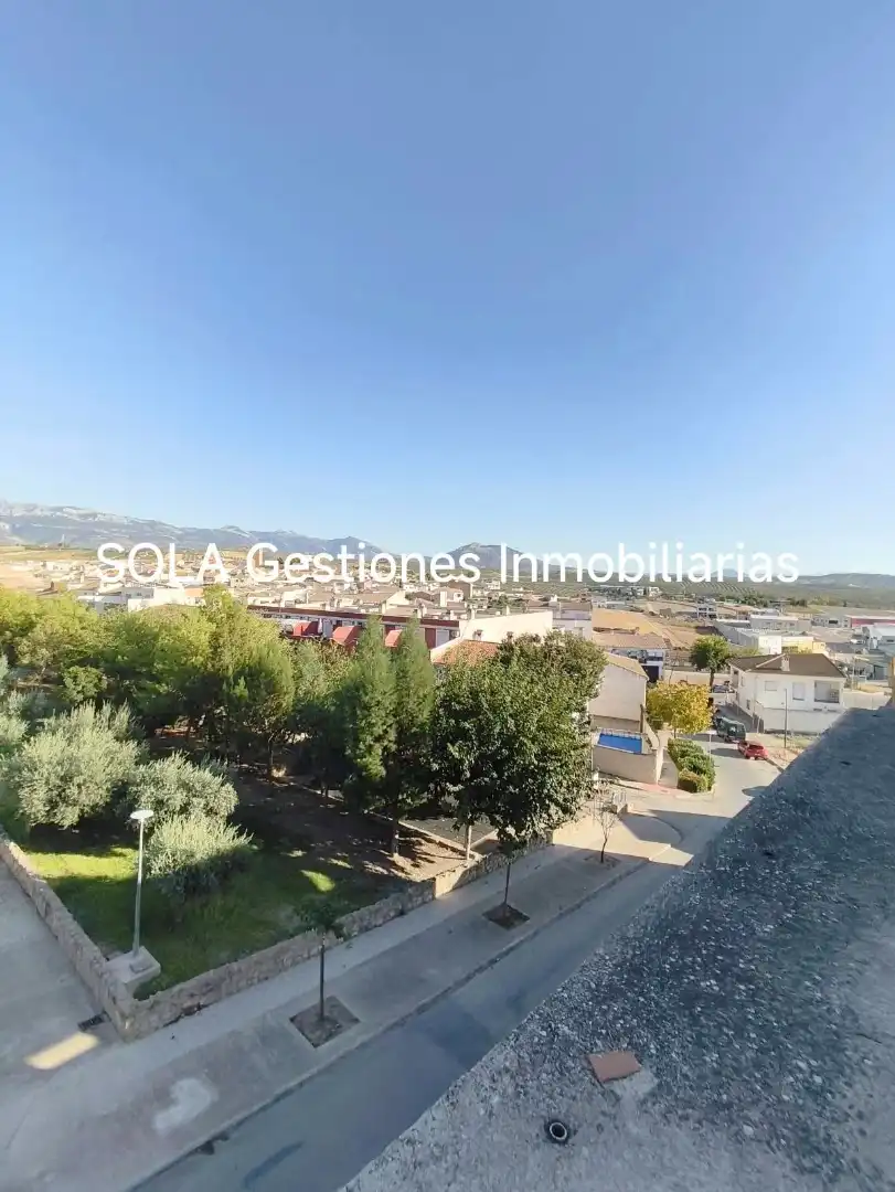 Residential with pool for sale in Peal de Becerro, imagen 9