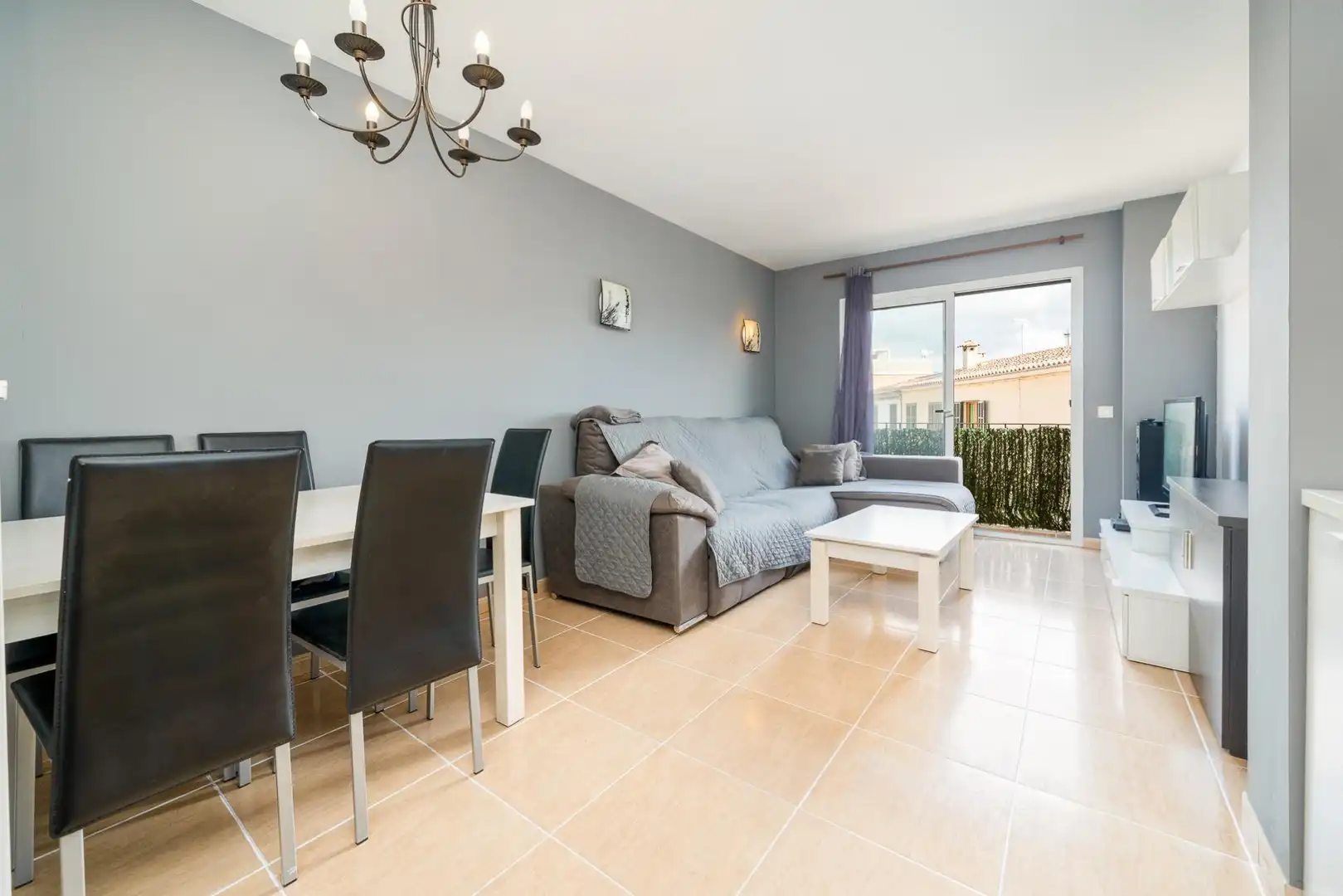 Wohnzimmer von Wohnung zum Verkauf in Santa María del Camí mit Klimaanlage, Terrasse und Balkon