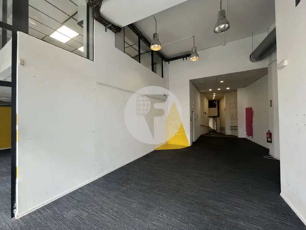 Local en venta en Barcelona con Aire acondicionado y Calefacción