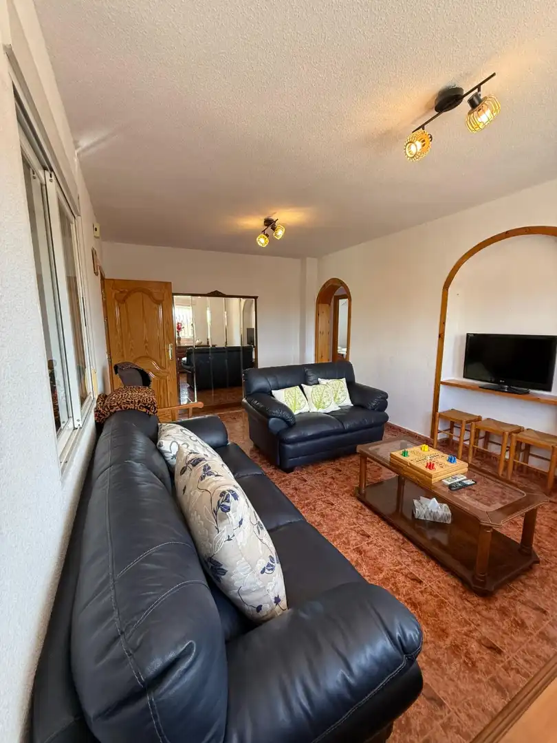 Sala de estar de Casa o chalet de alquiler en Salobreña con Calefacción, Jardín privado y Terraza