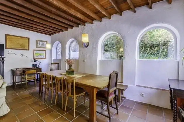 Menjador de Casa o xalet en venda en Turón amb Jardí privat, Terrassa i Traster