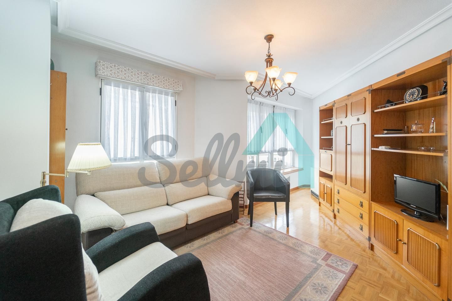 Sala d'estar de Pis en venda en Lena amb Calefacció, Parquet i Traster