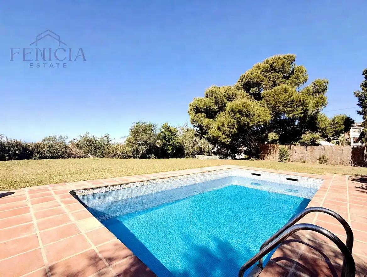 Piscina de Casa o chalet en venta en Almuñécar con Jardín privado, Terraza y Trastero