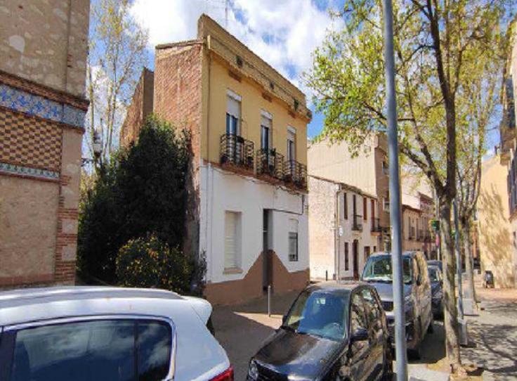 Foto 1 de Pis en venda a Av Torres Vilaro, Begues, Barcelona