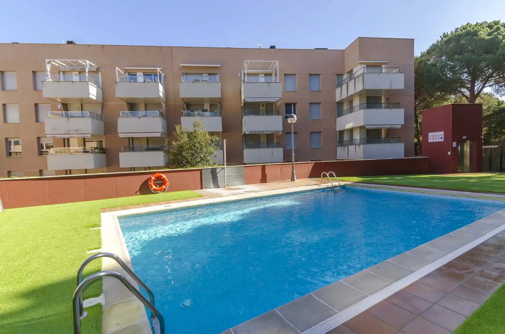 Swimming pool of Ground floor for sale in Lloret de Mar  with Air Conditioner, Heating and Terrace