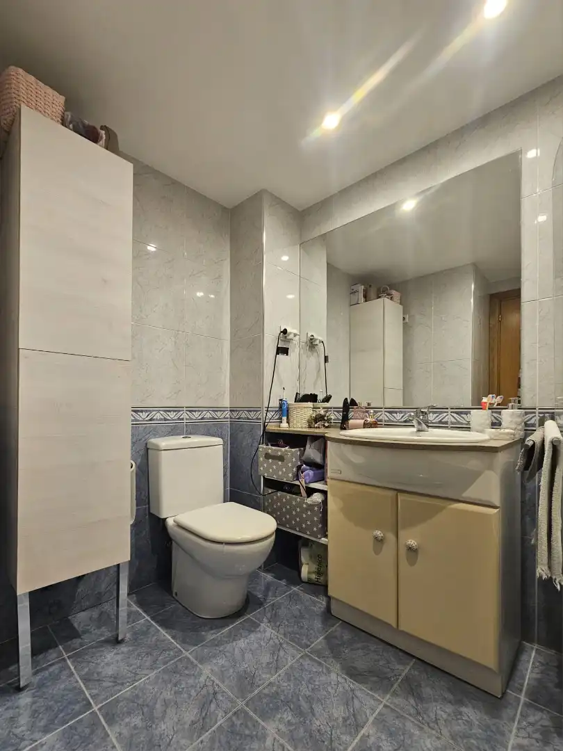 Baño de Piso en venta en Barcelona con Parquet, Amueblado y Horno