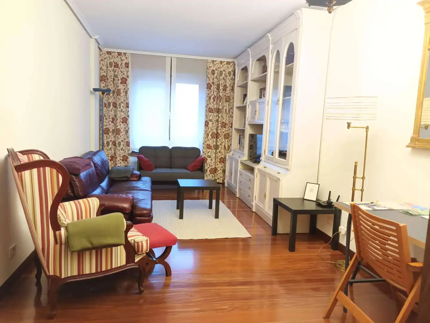Sala d'estar de Apartament per a compartir en Barakaldo  amb Aire condicionat, Calefacció i Terrassa