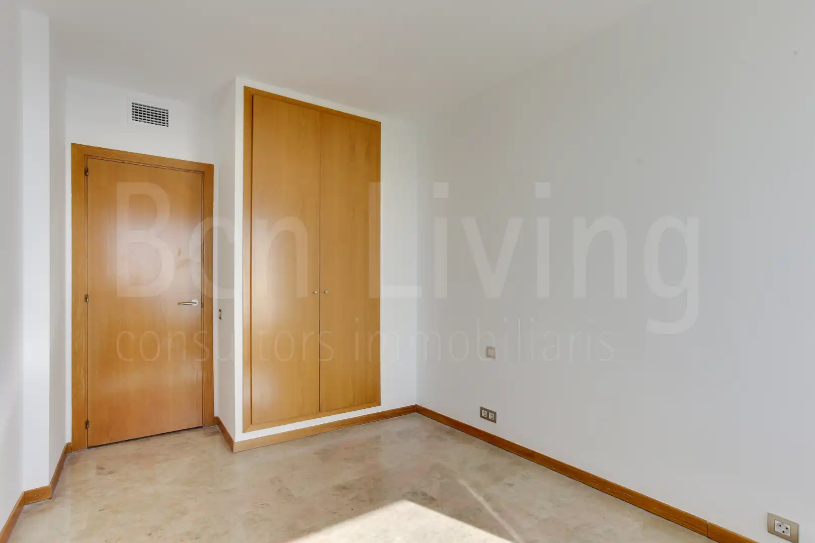 Habitación de Piso de alquiler en Barcelona con Aire acondicionado, Terraza y Trastero