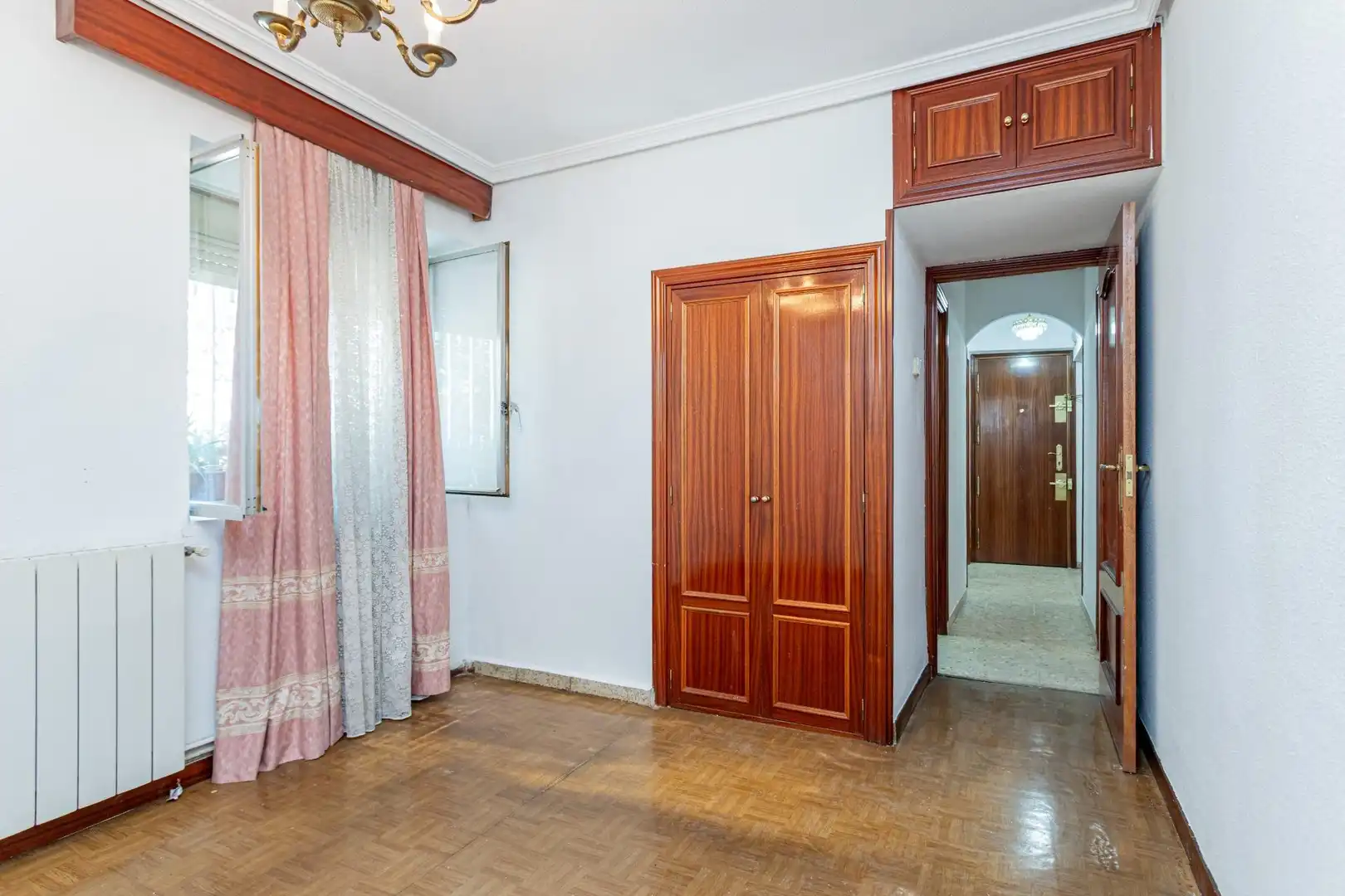 Habitación de Piso en venta en Madrid con Calefacción
