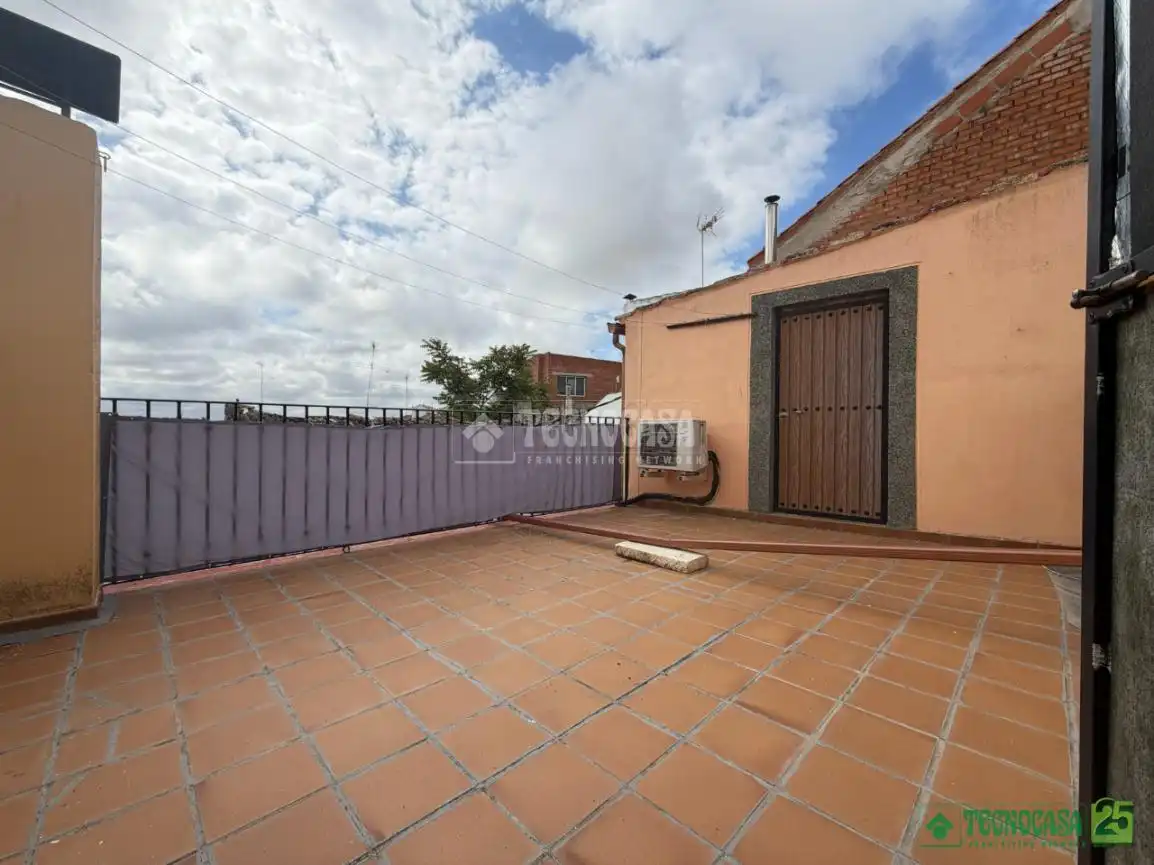 Terraza de Casa adosada en venta en Santa Cruz de la Zarza con Aire acondicionado y Terraza